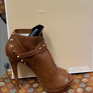 Brand new Michael Kors shoes